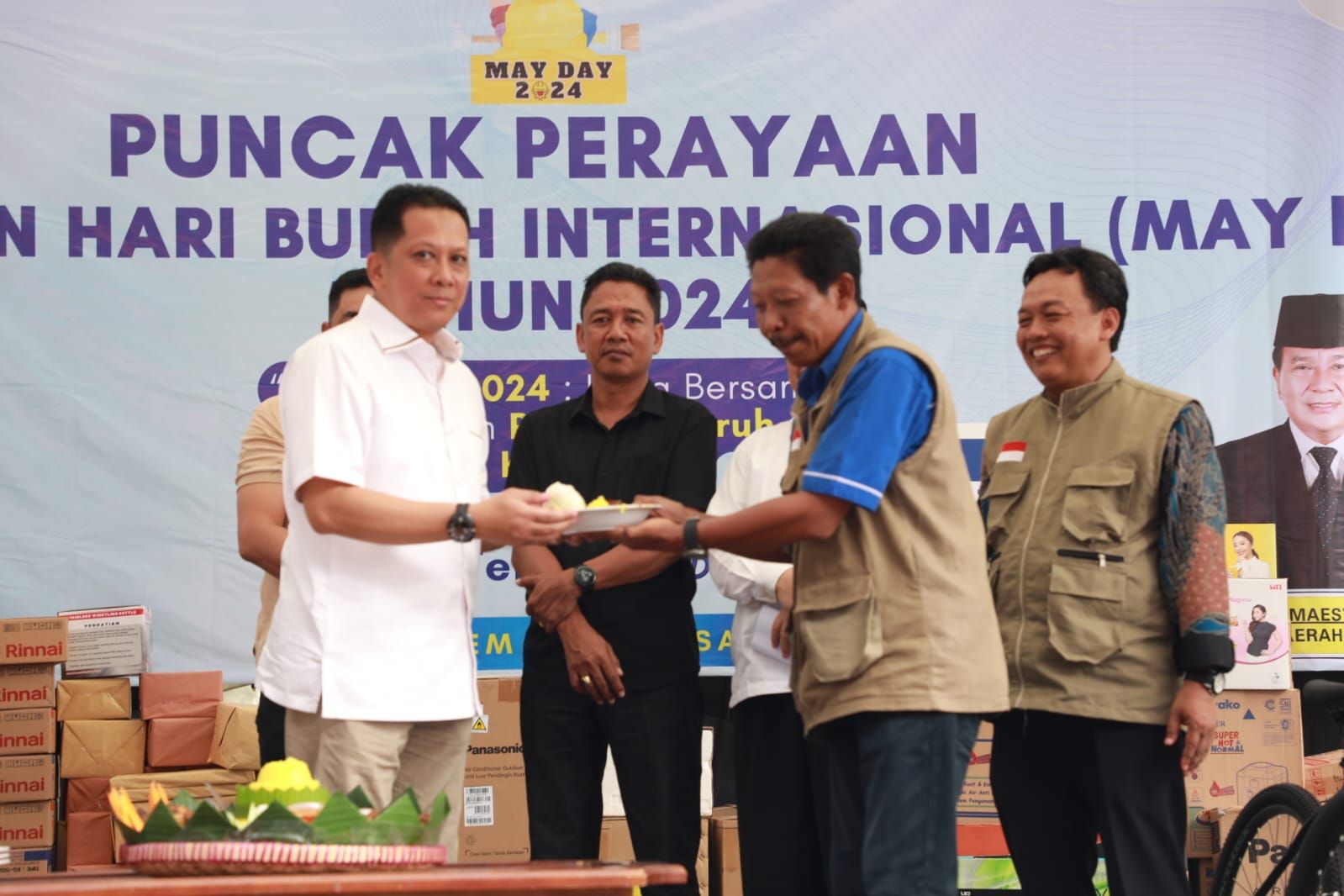 Rangkaian Hiburan Rakyat Warnai Peringatan May Day 2024 di Kabupaten Tangerang